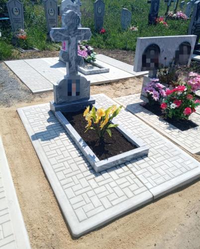 Крест из мрамора